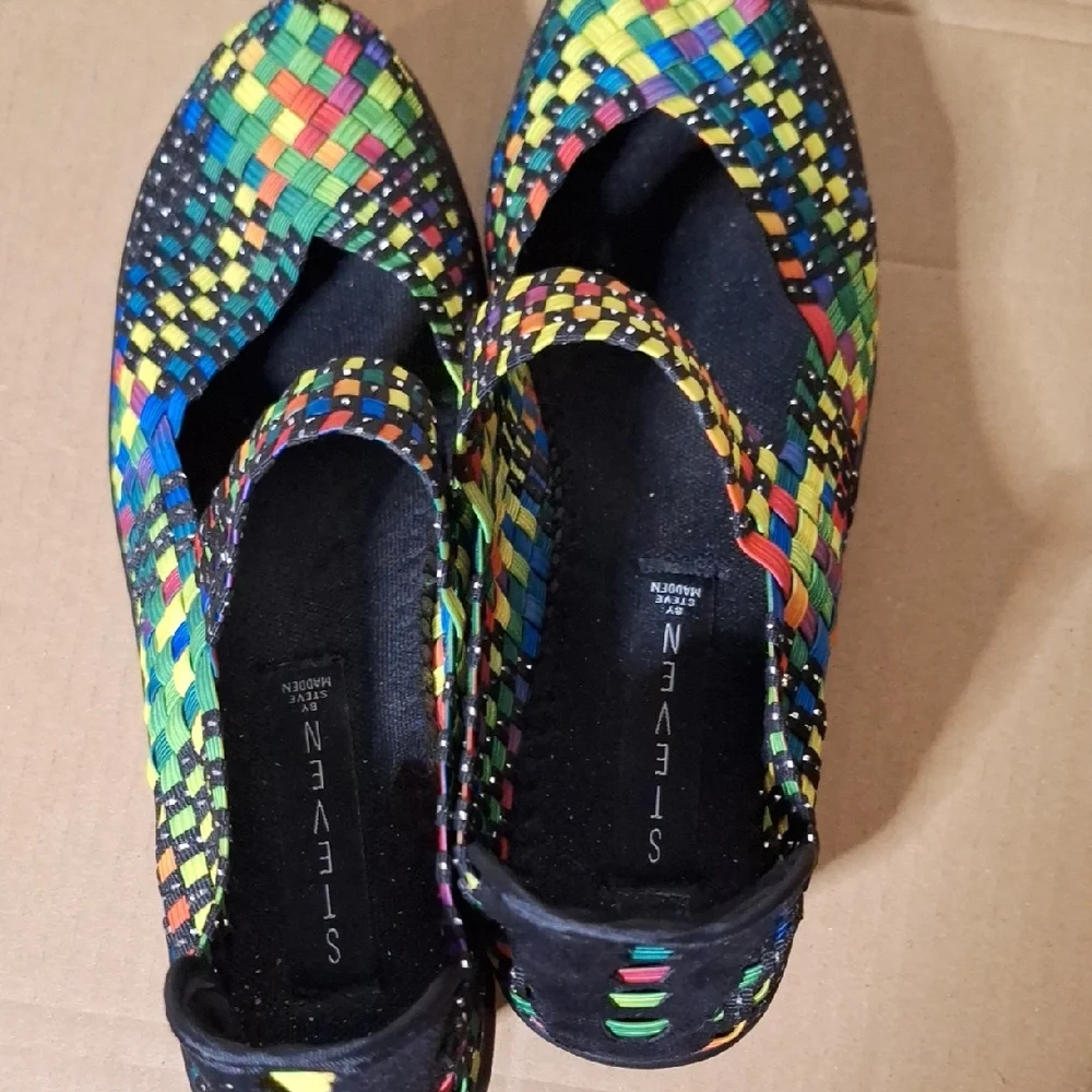 Steven By Steve Madden Brice Multicolor Woven Wedges 7